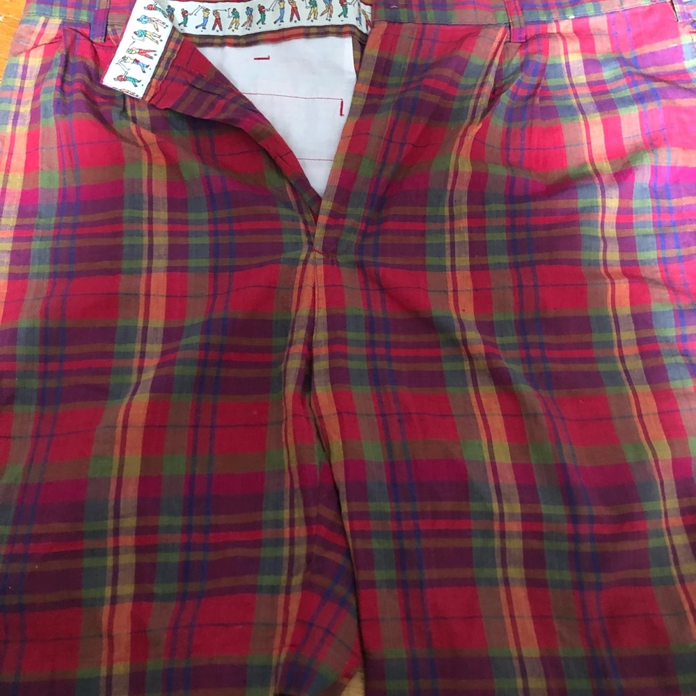 Bright plaid size 40 golf shorts